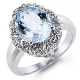 Золотое кольцо c аквамарином и бриллиантами