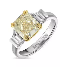 Золотое кольцо c бриллиантами