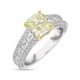 Золотое кольцо c бриллиантами