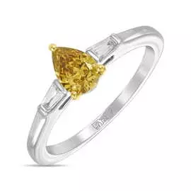 Золотое кольцо c бриллиантами