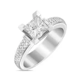 Золотое кольцо c бриллиантами