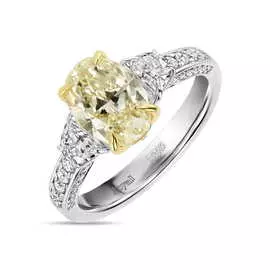 Золотое кольцо c бриллиантами