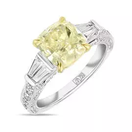 Золотое кольцо c бриллиантами