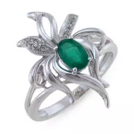 Золотое кольцо c бриллиантами и изумрудом