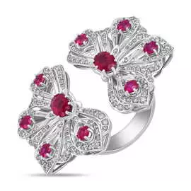 Золотое кольцо c бриллиантами и рубином