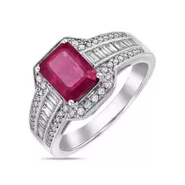 Золотое кольцо c бриллиантами и рубином