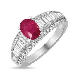 Золотое кольцо c бриллиантами и рубином