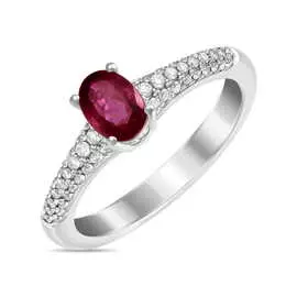 Золотое кольцо c бриллиантами и рубином