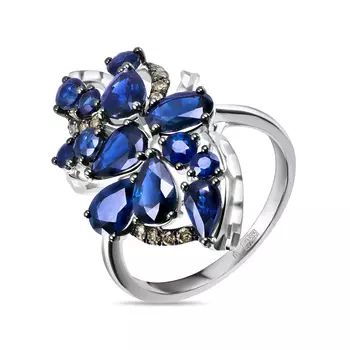 Золотое кольцо c бриллиантами и сапфирами