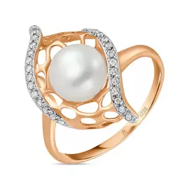 Золотое кольцо c бриллиантами и жемчугом