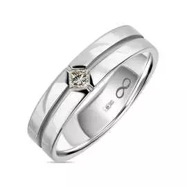 Золотое кольцо c бриллиантом