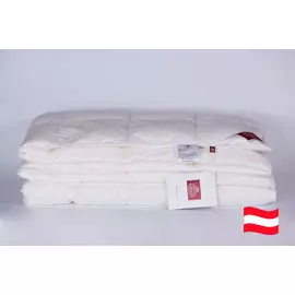 Одеяло теплое Luxe Down Grass кассетное 240x220 см