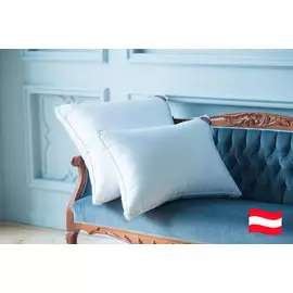 Подушка средняя Queen Down Grass