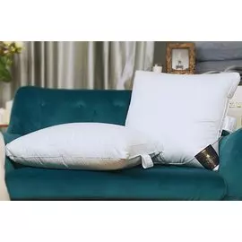 Подушка Trois Couronnes Duke cosy 50x90 см