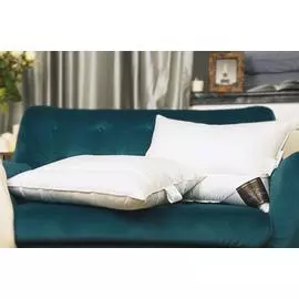 Подушка Trois Couronnes Imperial 70x70 см