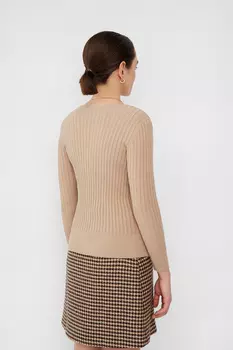 Джемпер лапша с V-образным вырезом