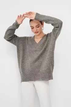 Джемпер с V-образным вырезом