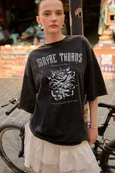 Футболка с принтом "Maybe thorns"