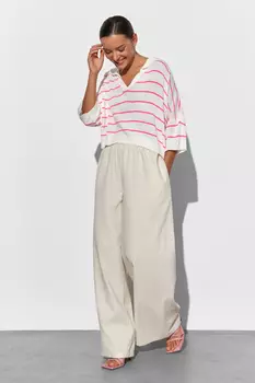 Футболка в тонкую полоску с воротником