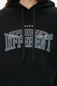 Худи оверсайз Different