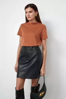 Юбка мини из эко кожи