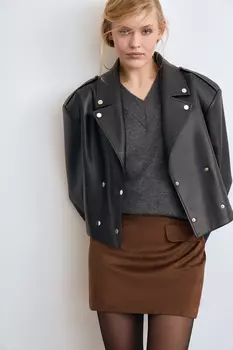 Юбка мини из замши с клапанами