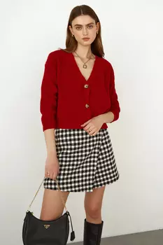 Кардиган однотонный на пуговицах