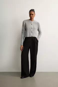 Кардиган с золотистыми пуговицами