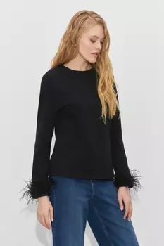 Лонгслив с перьями