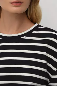 Лонгслив в полоску