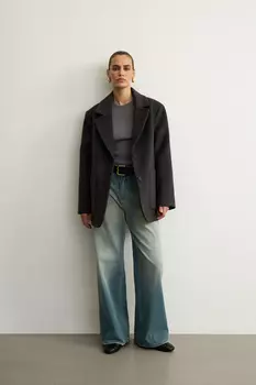 Пальто-жакет с накладными карманами