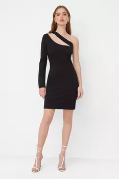 Платье ассиметричное с открытым плечом