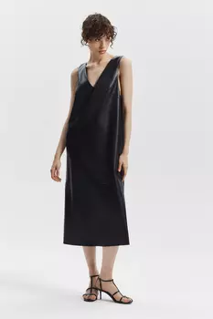 Платье из экокожи