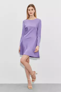 Платье из атласа расклешенного силуэта