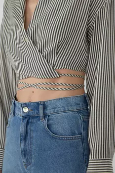 Рубашка с завязками