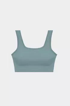 Топ на широких бретелях