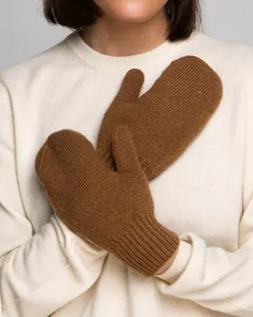 Теплые варежки из монгольской шерсти рыжие женские