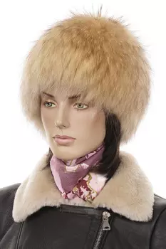 Шапка женская из енота