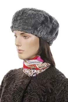 Шапка женская из каракуля
