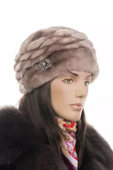 Шапка женская из мутона