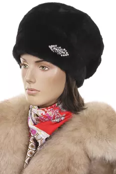 Шапка женская из мутона