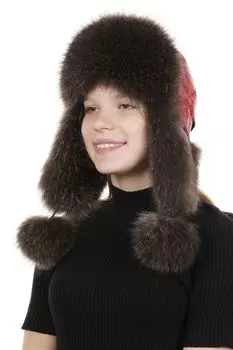 Шапка женская из натуральной кожи с енотом