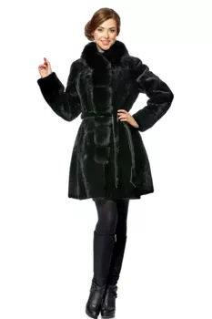 Шуба из астрагана с воротником, отделка песец