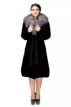 Шуба из астрагана с воротником, отделка песец