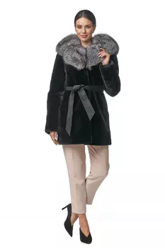 Шуба из мутона с капюшоном, отделка блюфрост