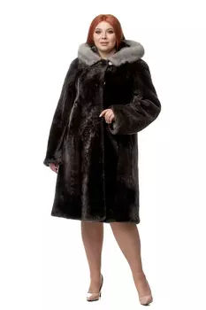 Шуба из мутона с капюшоном, отделка норка