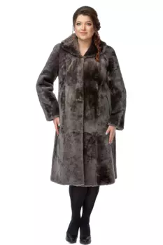 Шуба из мутона с воротником