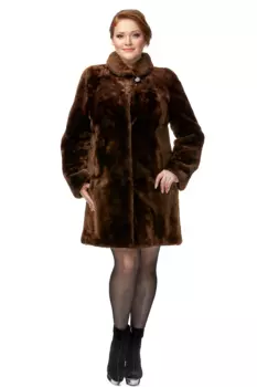 Шуба из мутона с воротником