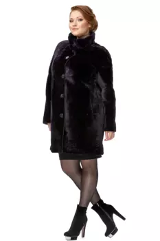 Шуба из мутона с воротником