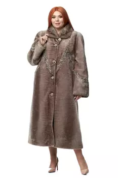 Шуба из мутона с воротником